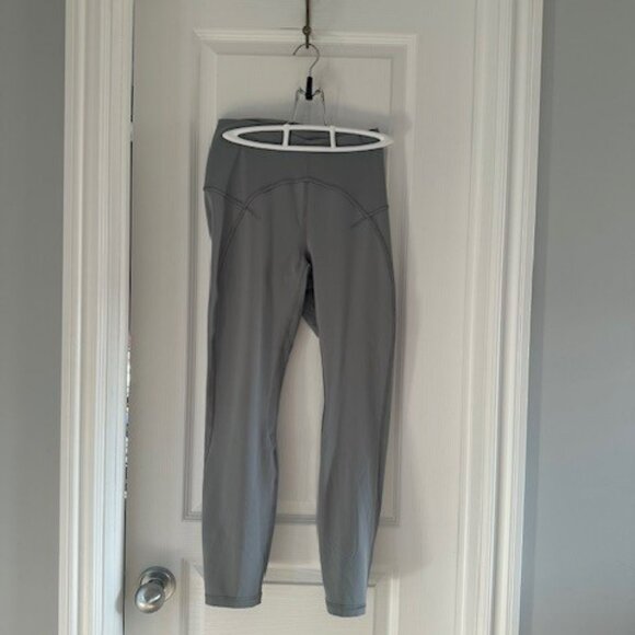 Lululemon tights - Picture 2 of 3